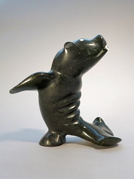 Exhibition: Women of the Kivalliq and Kitikmeot, Maudie Okittuq