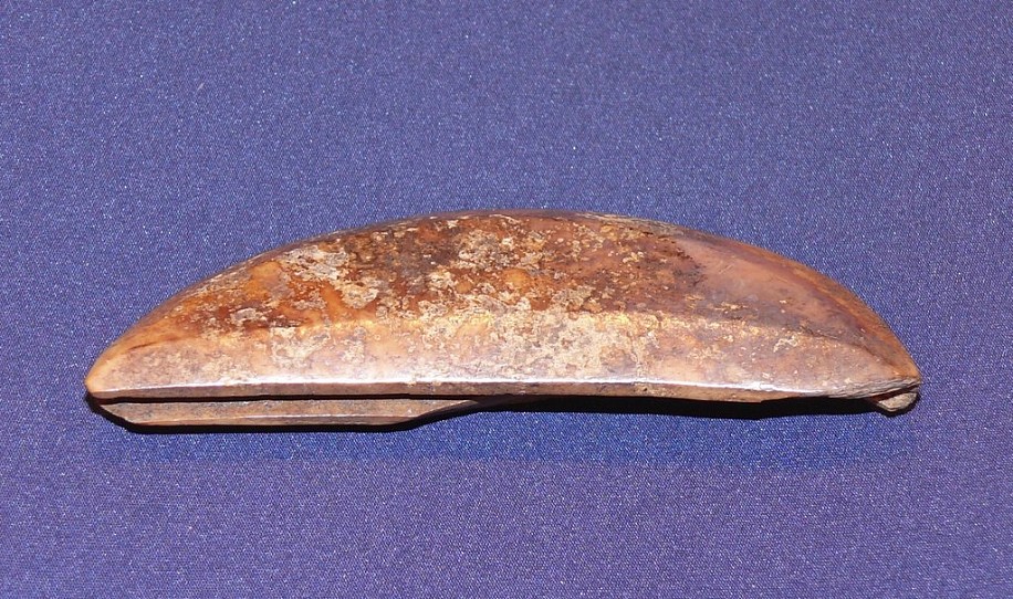 19th & 20th C Alaskan Anonymous, Ulu handle; no decoration, Early 19th century
00228-1
